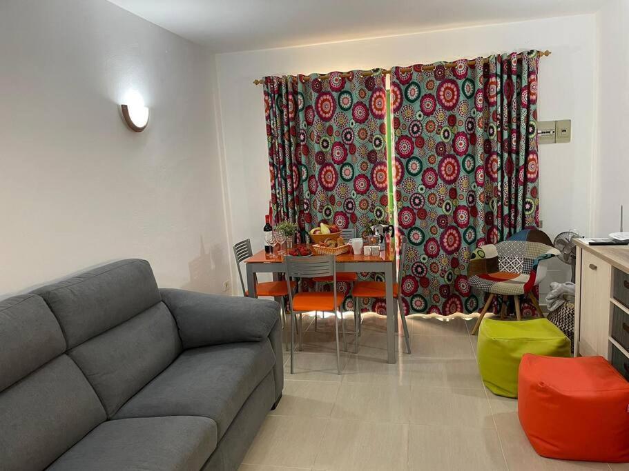 Puskas Apartman Costa De Antigua Bagian luar foto