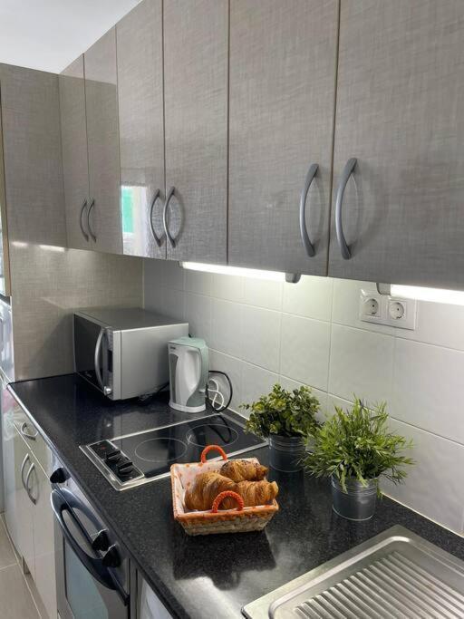 Puskas Apartman Costa De Antigua Bagian luar foto